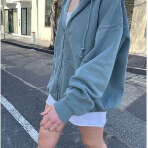 Brandy Melville Christy hoodie/zip up